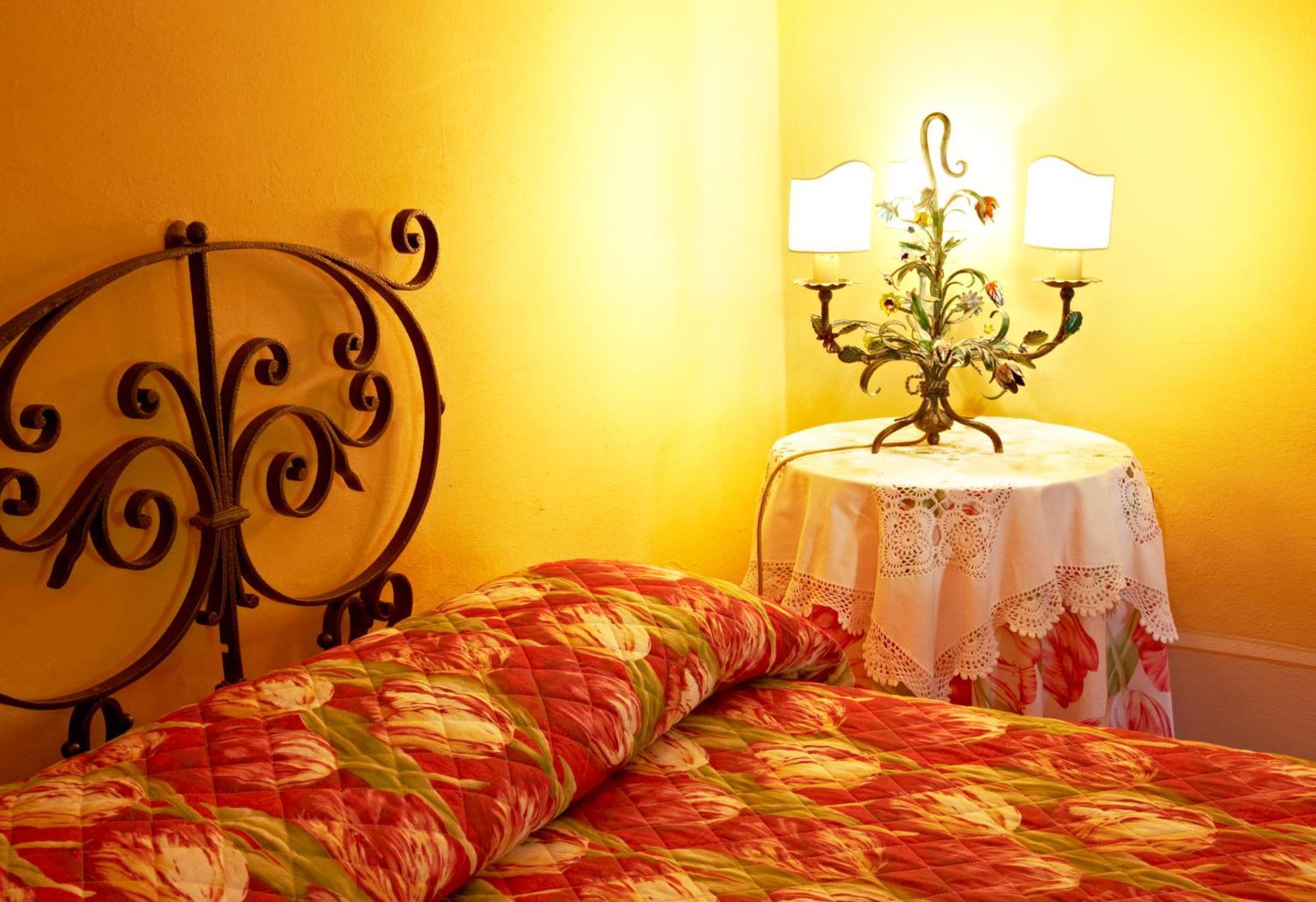 Relais Villa Belpoggio - Residenza D'Epoca Loro Ciuffenna Oda fotoğraf