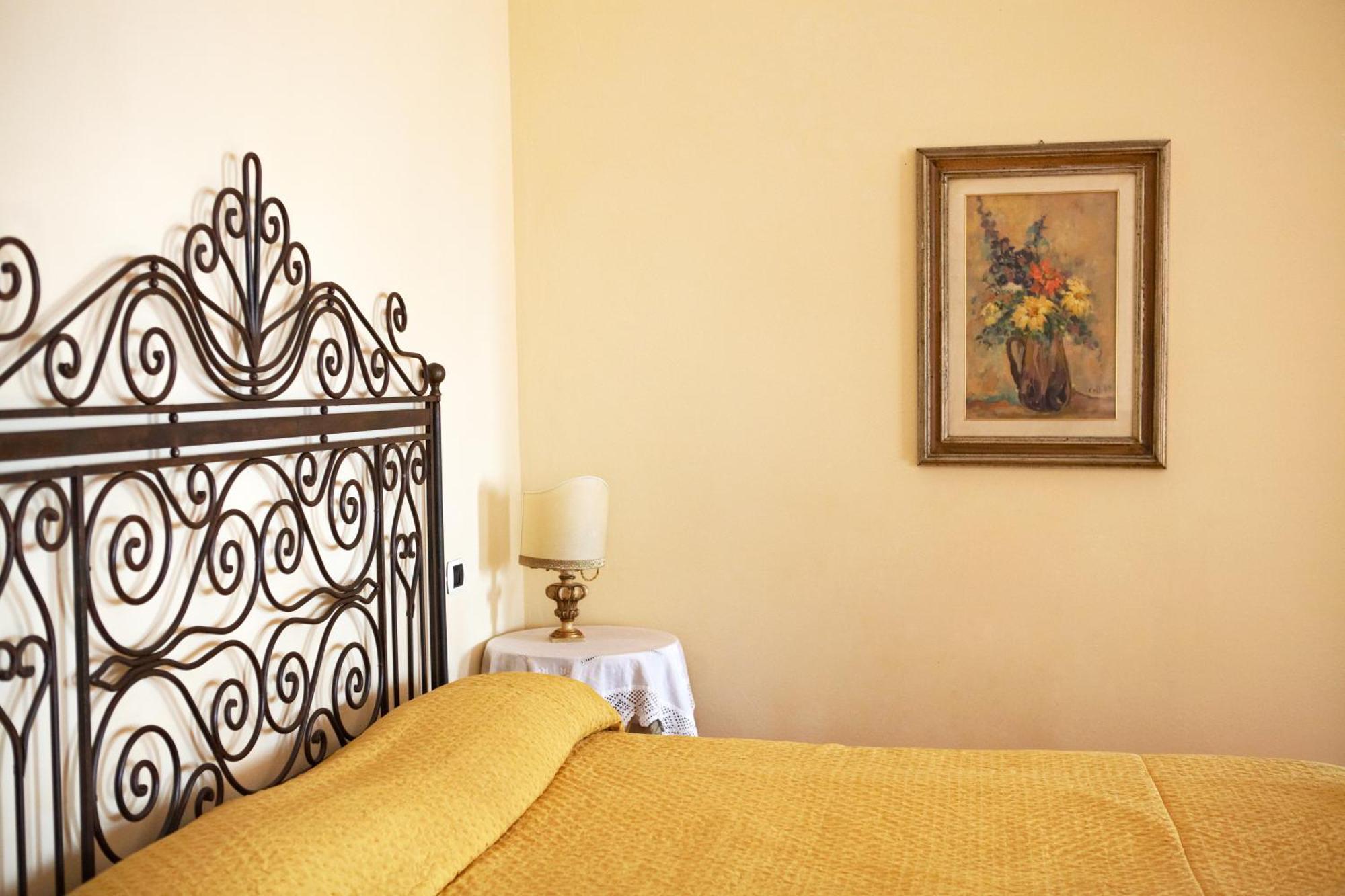 Relais Villa Belpoggio - Residenza D'Epoca Loro Ciuffenna Oda fotoğraf